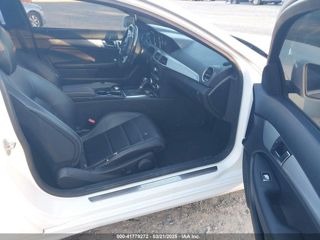 WDDGJ4HB7DG059784 2013 MERCEDES-BENZ C 250 photo no. 5