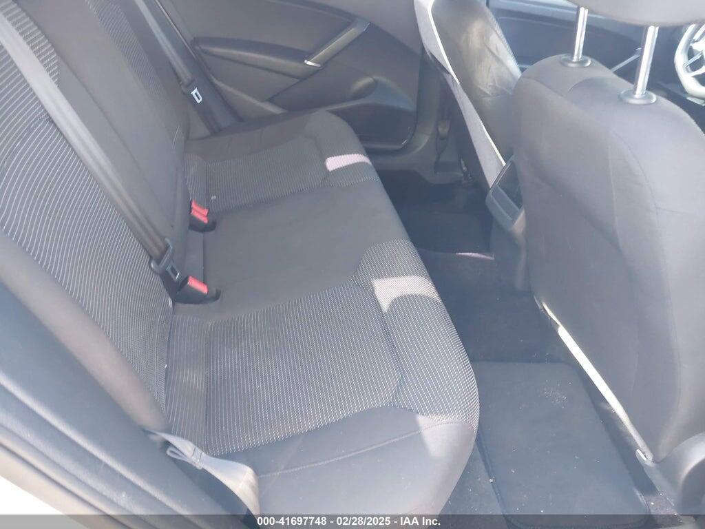 1VWAT7A35HC070565 2017 VOLKSWAGEN PASSAT photo no. 8