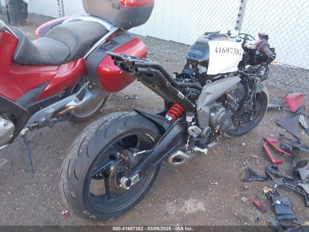 SMTL23UF5STBX1498 2025 TRIUMPH MOTORCYCLE DAYTONA photo no. 4