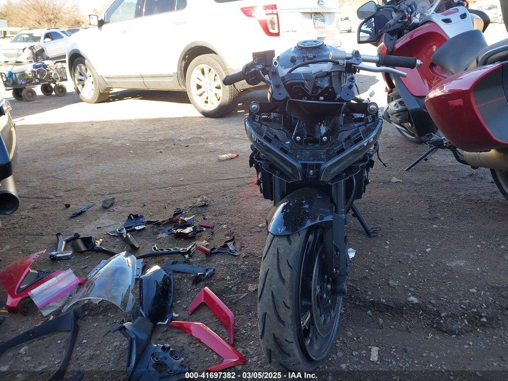 SMTL23UF5STBX1498 2025 TRIUMPH MOTORCYCLE DAYTONA photo no. 5