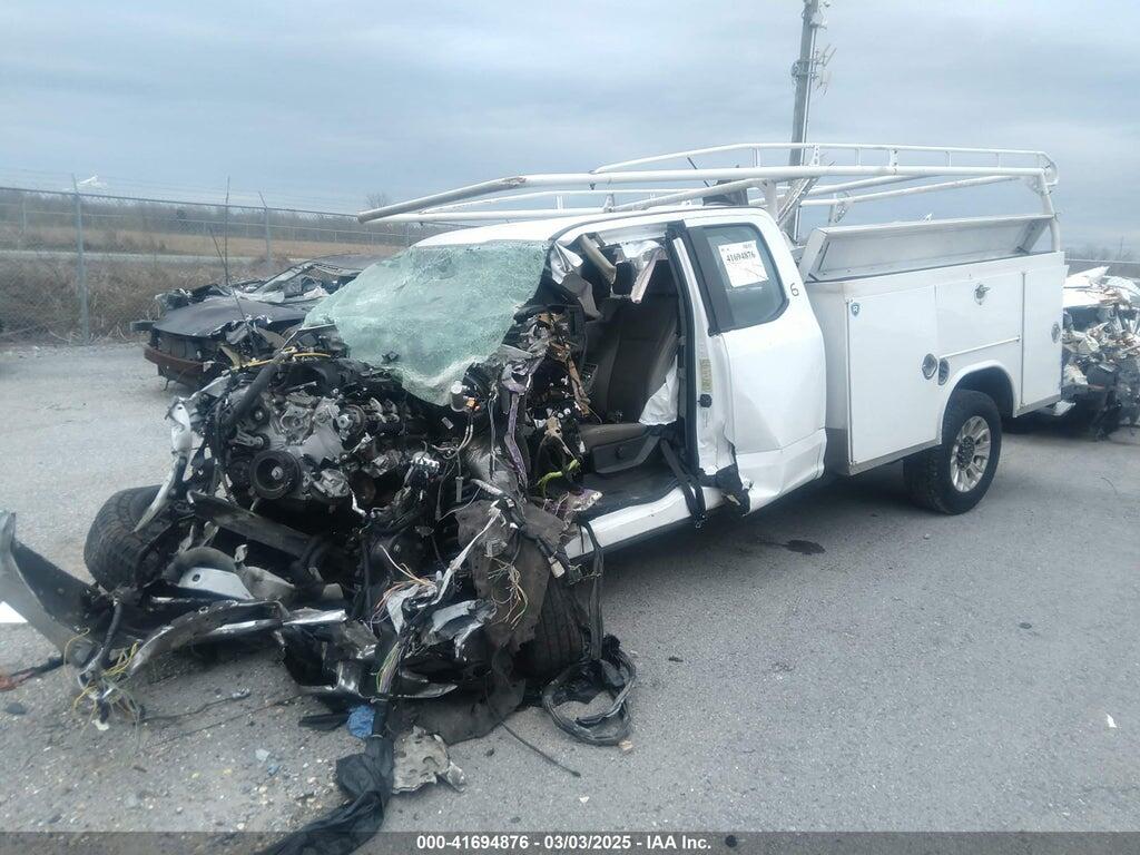 1FD7X2A62NEC38415 2022 FORD F-250 photo no. 2