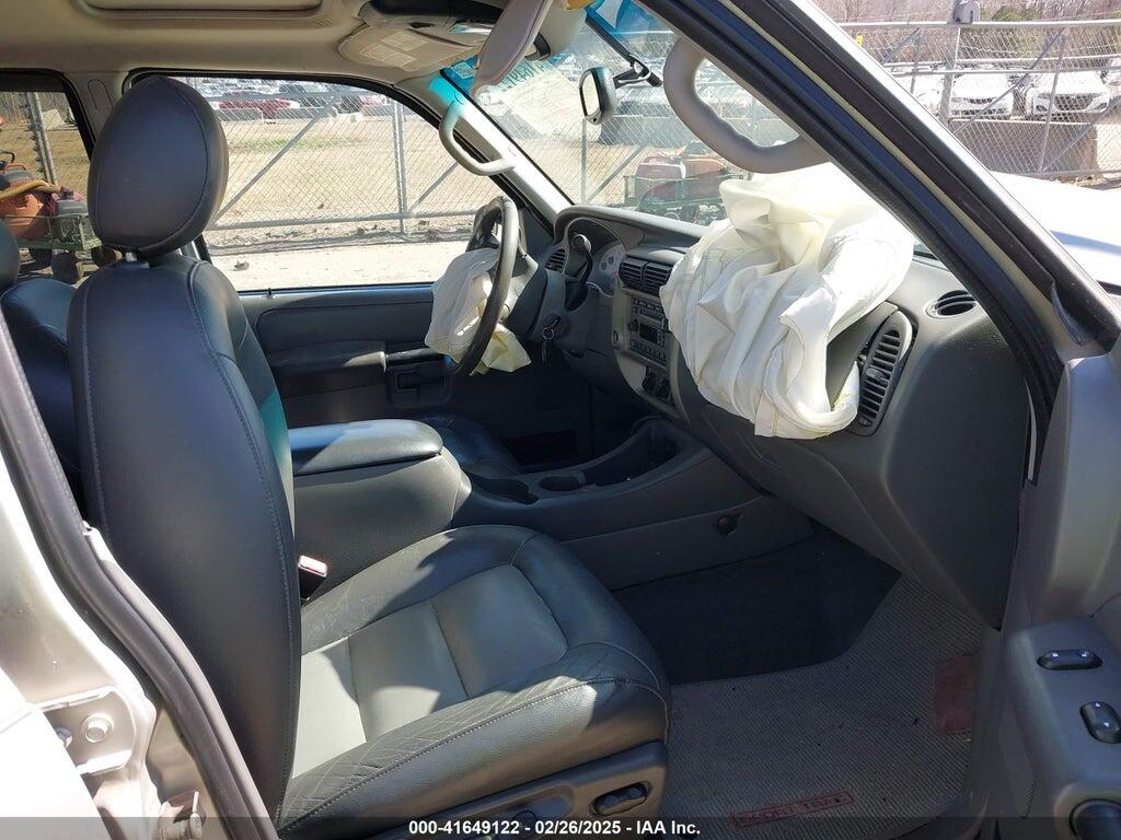 1FMDU67K54UB16241 2004 FORD EXPLORER SPORT TRAC photo no. 5