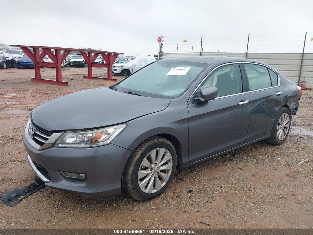 1HGCR3F90DA028649 2013 HONDA ACCORD photo no. 2