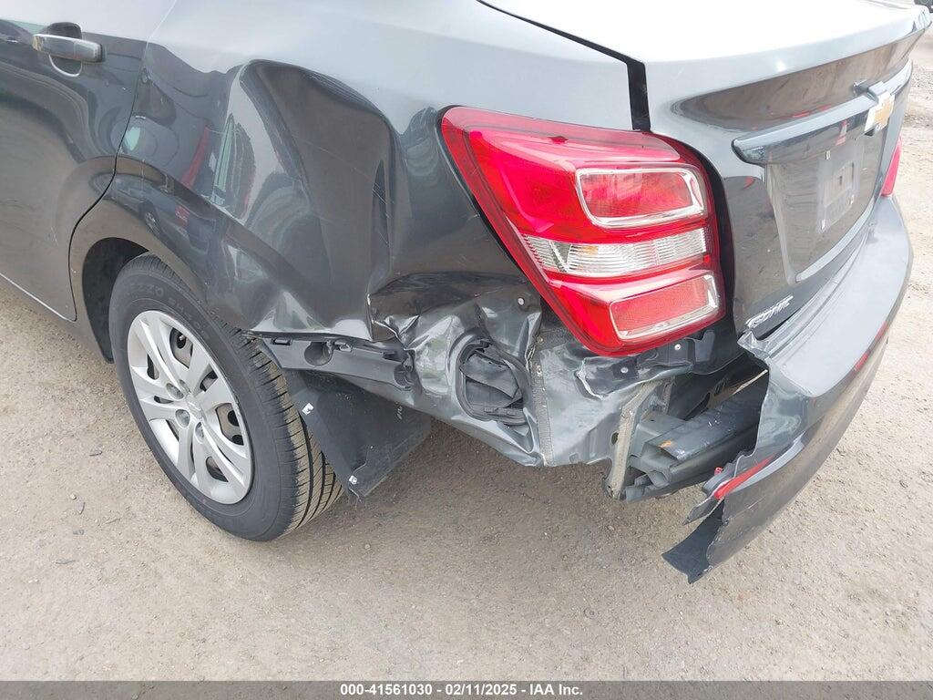 1G1JB5SG4H4159736 2017 CHEVROLET SONIC photo no. 6