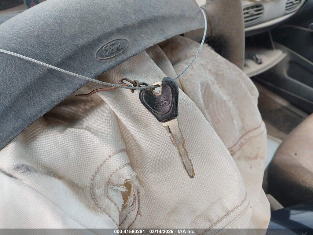 3FAFP11322R177176 2002 FORD ESCORT photo no. 11