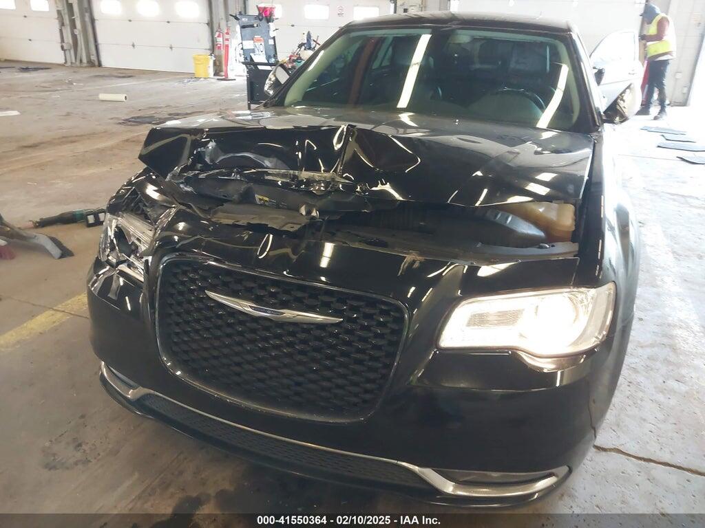 2C3CCAEGXGH212379 2016 CHRYSLER 300C photo no. 6