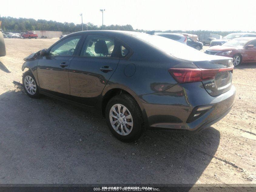 3KPF24AD9KE027334 2019 KIA FORTE photo no. 3