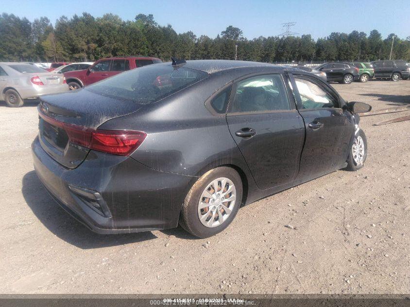3KPF24AD9KE027334 2019 KIA FORTE photo no. 4