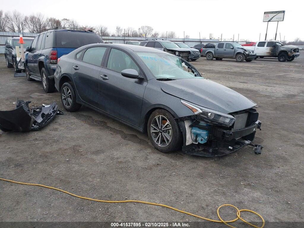 3KPF24AD4RE837769 2024 KIA FORTE photo no. 1