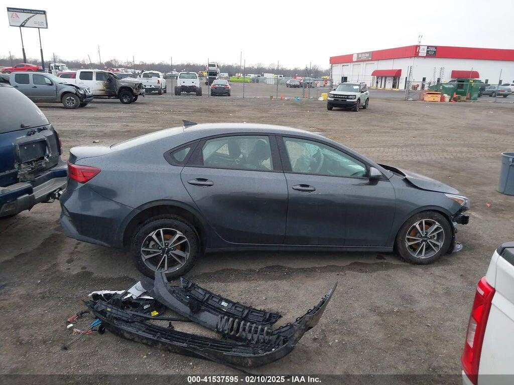 3KPF24AD4RE837769 2024 KIA FORTE photo no. 12
