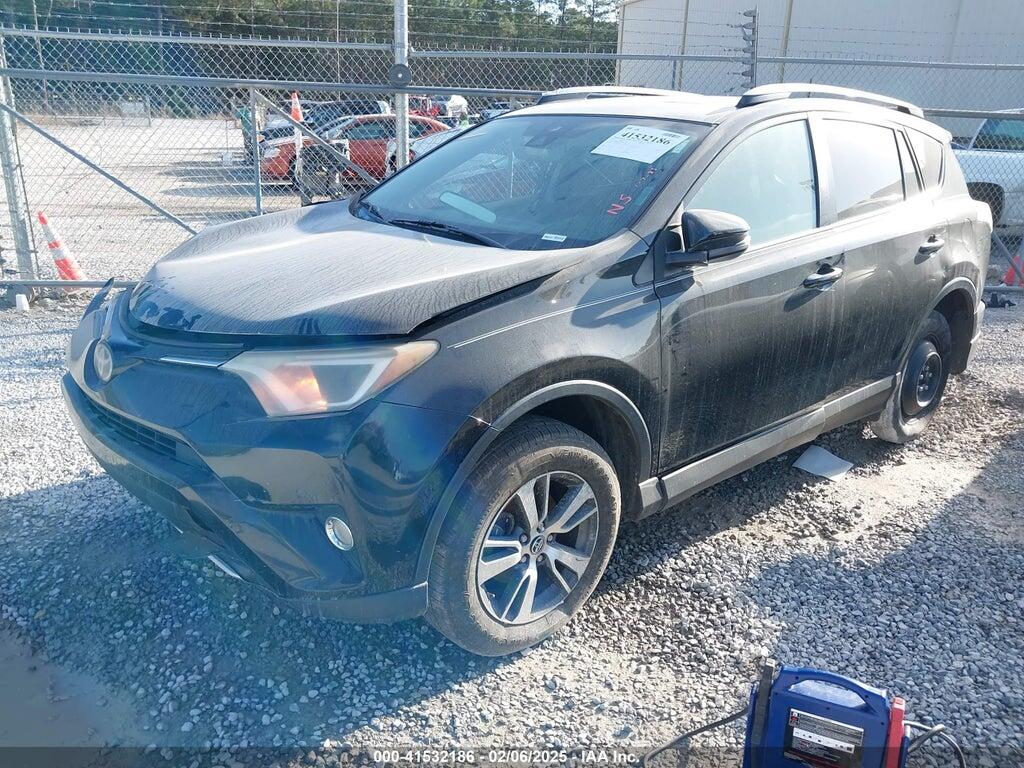 2T3WFREV6HW379224 2017 TOYOTA RAV4 photo no. 2