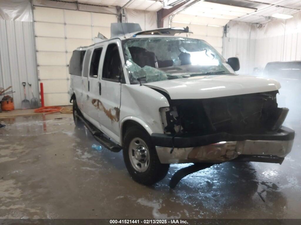 1GAZGPFG8L1214953 2020 CHEVROLET EXPRESS PASSENGER photo no. 1