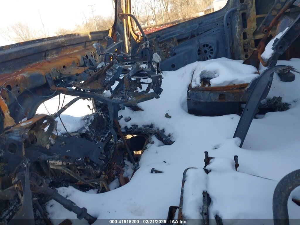 4V4NC9EJ3AN280928 2010 VOLVO VN photo no. 5