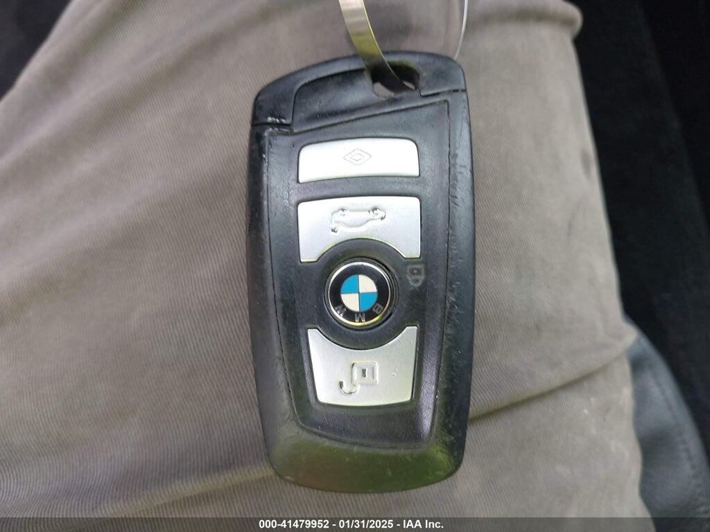 WBAFR7C55BC603251 2011 BMW 535I photo no. 11