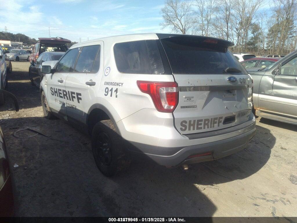 1FM5K8AR4JGA99700 2018 FORD POLICE INTERCEPTOR UTILITY photo no. 3