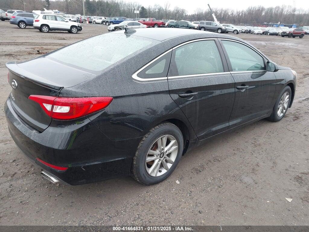 5NPE24AF9FH001590 2015 HYUNDAI SONATA photo no. 4