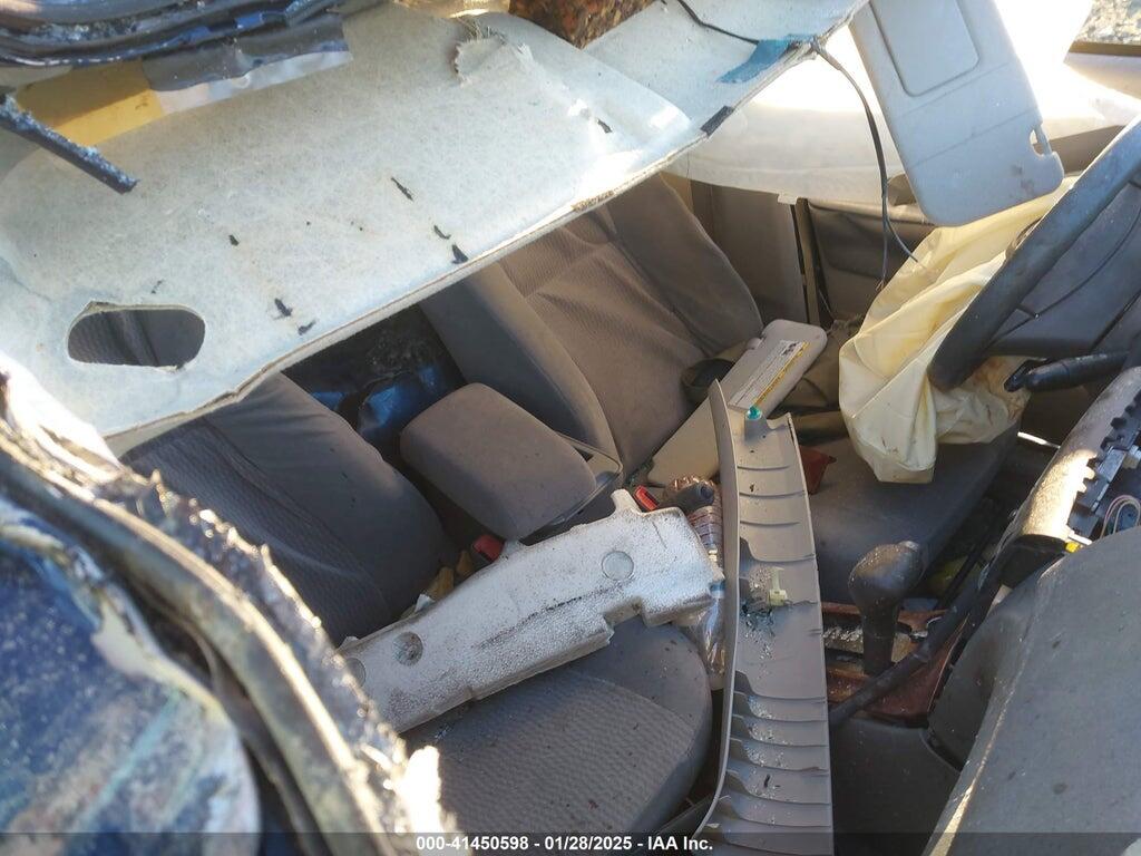 2T1BR30E45C432101 2005 TOYOTA COROLLA photo no. 5