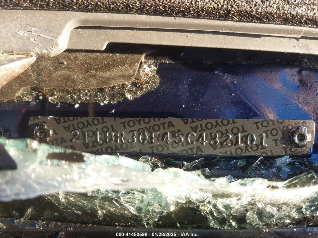 2T1BR30E45C432101 2005 TOYOTA COROLLA photo no. 9