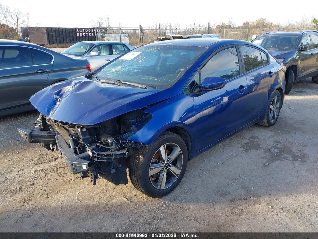 3KPFL4A73JE206989 2018 KIA FORTE photo no. 2