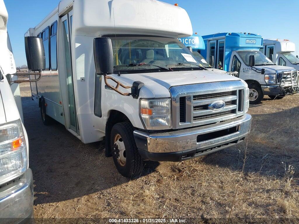 1FDFE4FSXGDC45303 2016 FORD E-450 CUTAWAY photo no. 1