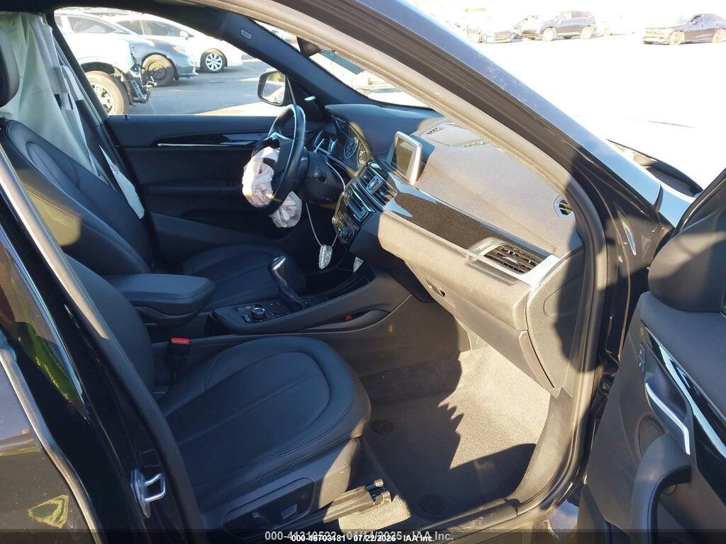 WBXHU7C30H5H33210 2017 BMW X1 photo no. 5