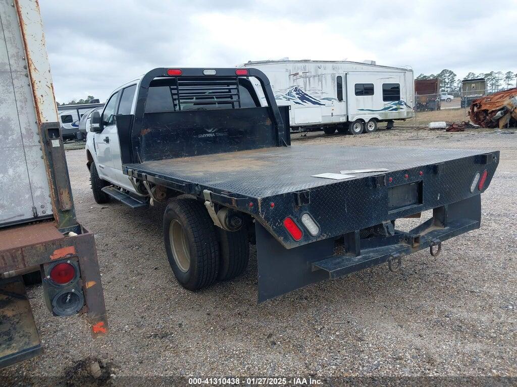 1FD8W3HT8MED42155 2021 FORD SUPER DUTY F-350 DRW photo no. 3