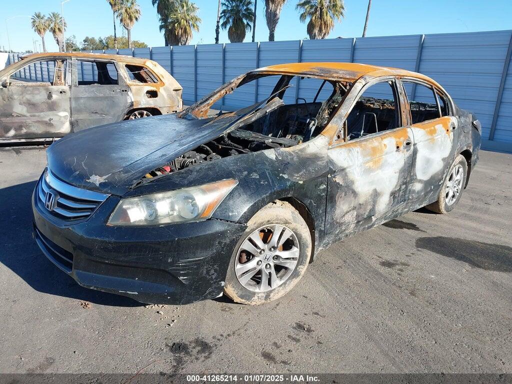 1HGCP2F66BA117936 2011 HONDA ACCORD photo no. 2