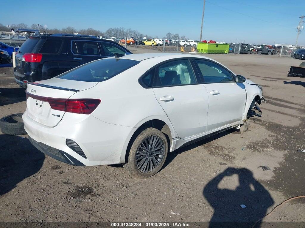 3KPF54ADXRE784275 2024 KIA FORTE photo no. 4