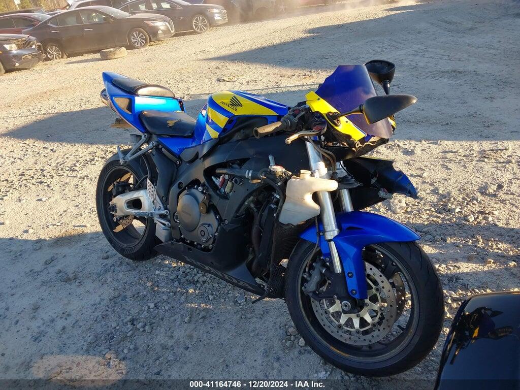 JH2SC57086M211622 2006 HONDA CBR1000 photo no. 1