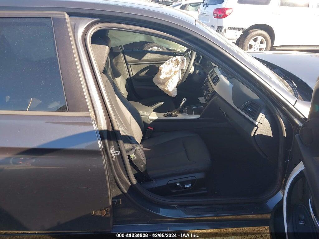 WBA8E1G54HNU14440 2017 BMW 320I photo no. 5