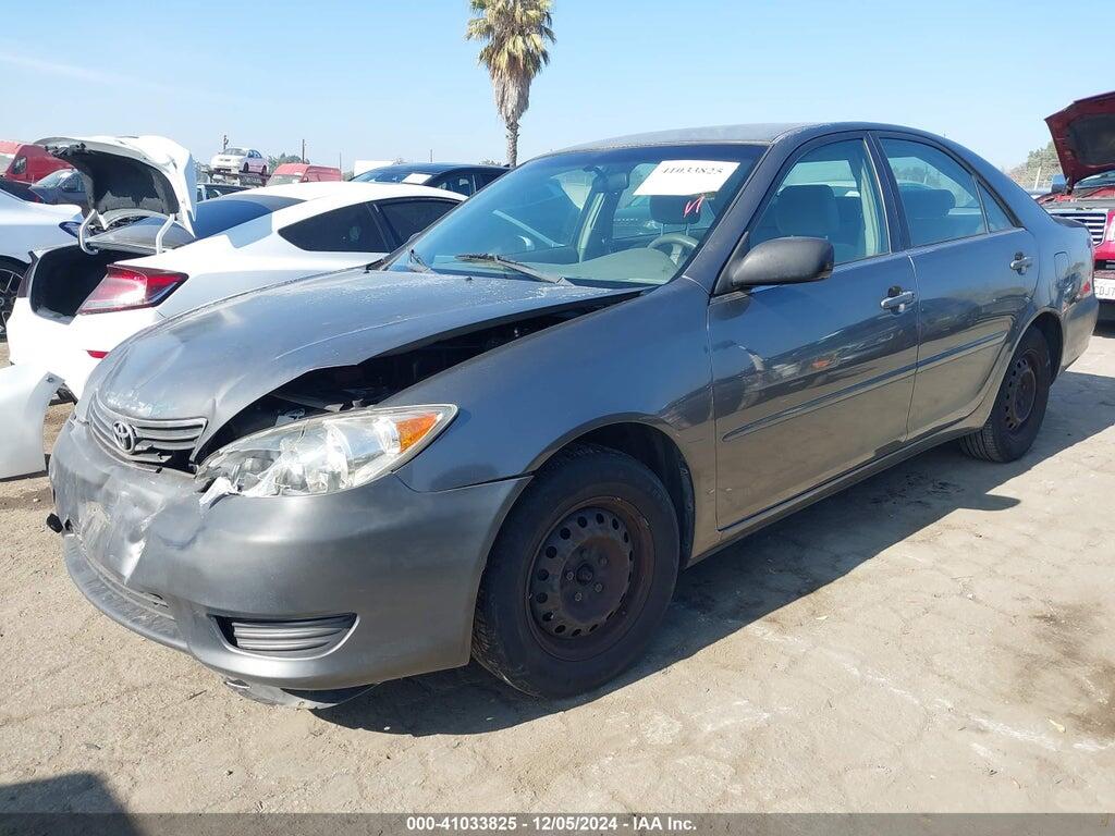 JTDBE32K453000695 2005 TOYOTA CAMRY photo no. 2
