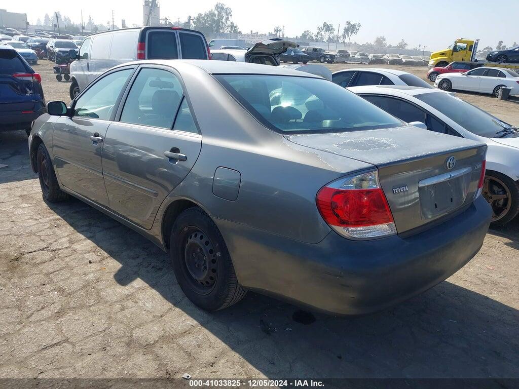 JTDBE32K453000695 2005 TOYOTA CAMRY photo no. 3
