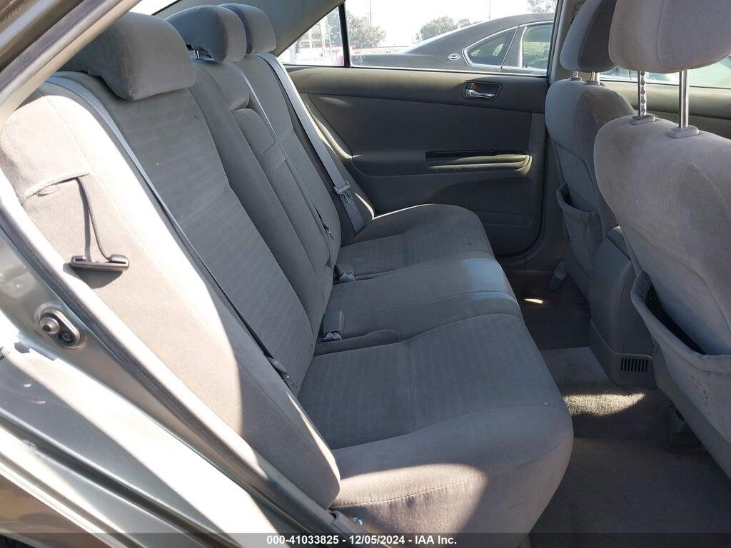 JTDBE32K453000695 2005 TOYOTA CAMRY photo no. 8