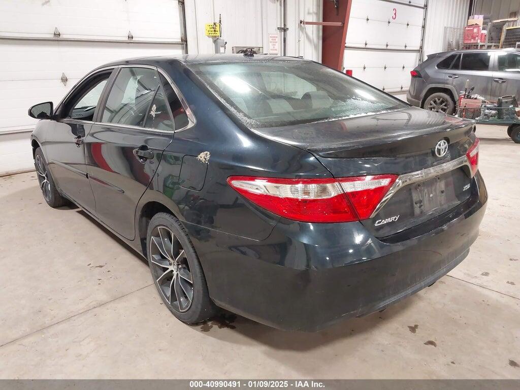 4T1BF1FKXHU779431 2017 TOYOTA CAMRY photo no. 3