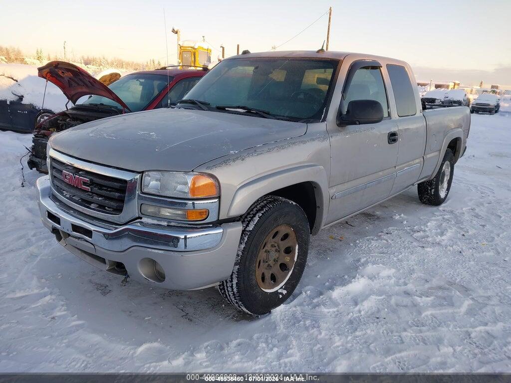2GTEK19B351309421 2005 GMC SIERRA 1500 photo no. 2