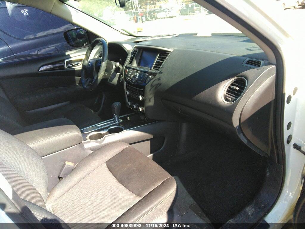 5N1DR2MN8HC674704 2017 NISSAN PATHFINDER photo no. 5