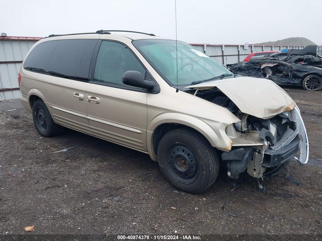 2C8GT54L03R192830 2003 CHRYSLER TOWN & COUNTRY photo no. 1