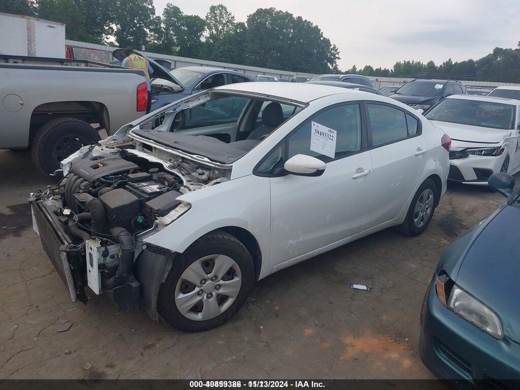 3KPFK4A73HE085507 2017 KIA FORTE photo no. 2