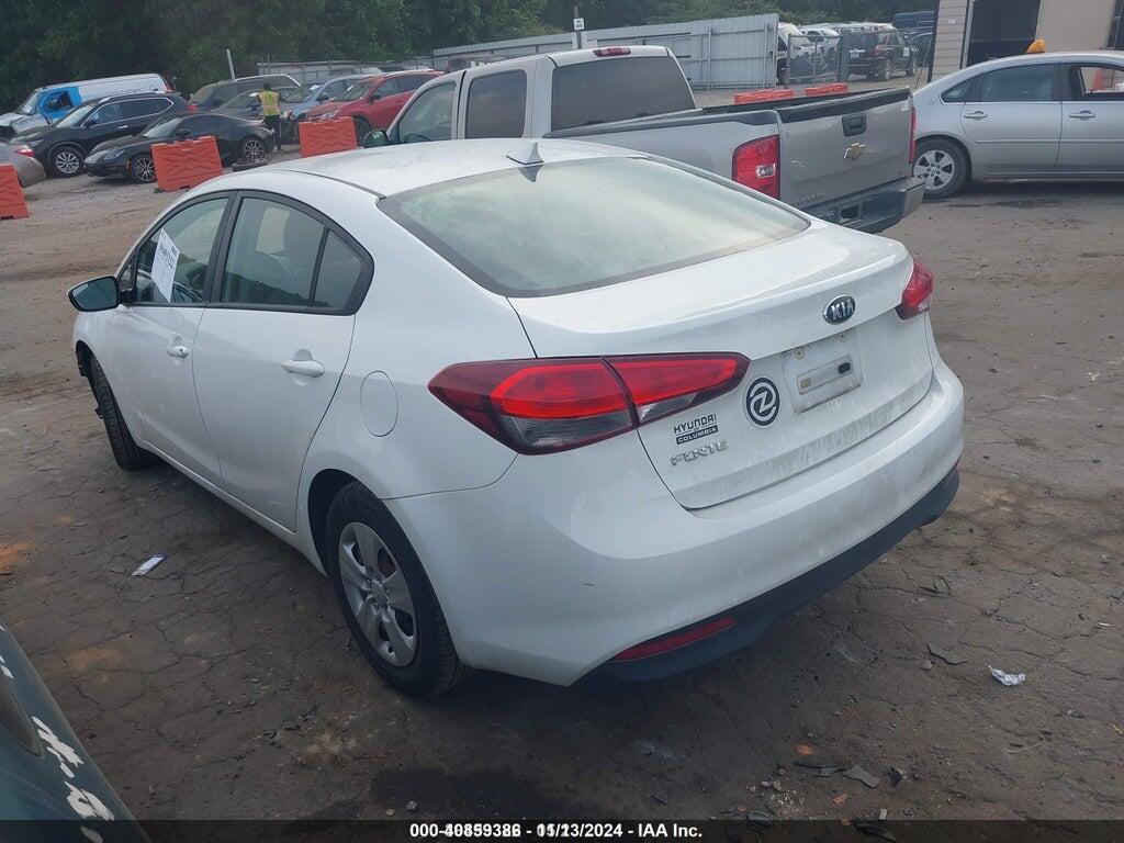 3KPFK4A73HE085507 2017 KIA FORTE photo no. 3