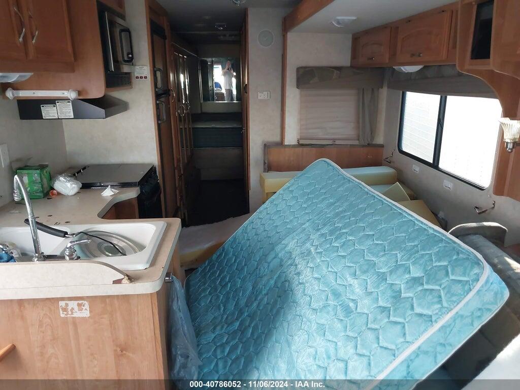 1F6NF53S940A12235 2004 FORD F550 photo no. 8