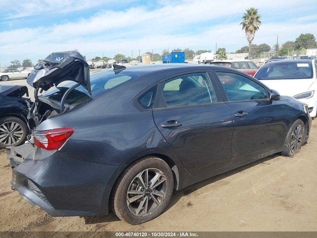 3KPF24AD7RE726178 2024 KIA FORTE photo no. 4