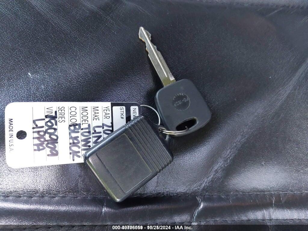 2LNBL8CV9BX750969 2011 LINCOLN TOWN CAR photo no. 11