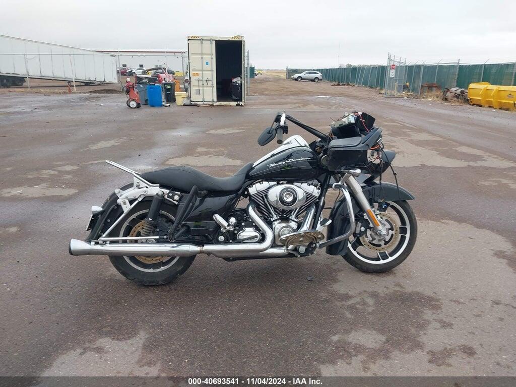 1HD1KH417AB613107 2010 HARLEY-DAVIDSON FLTRX photo no. 11