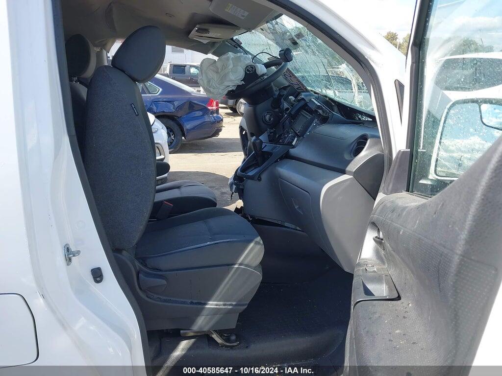 3N6CM0KN0KK698919 2019 NISSAN NV200 photo no. 5