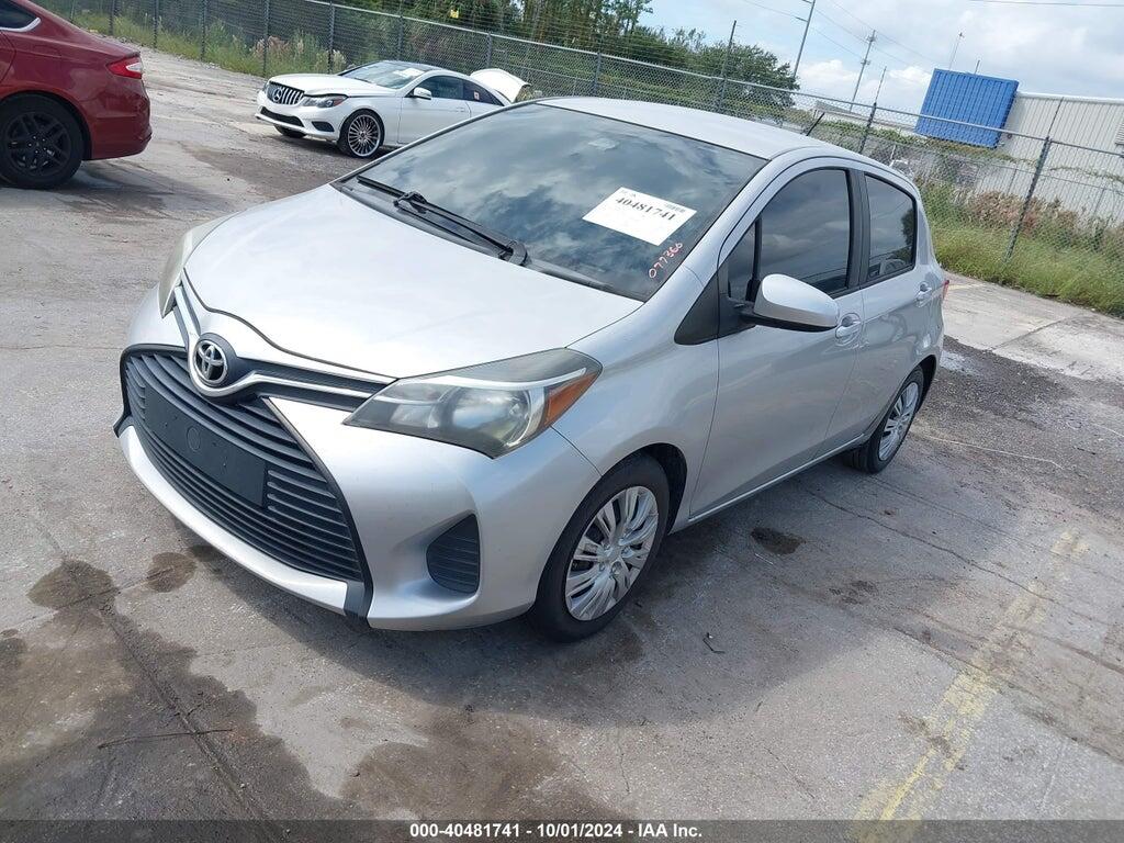 VNKKTUD35HA077360 2017 TOYOTA YARIS photo no. 2