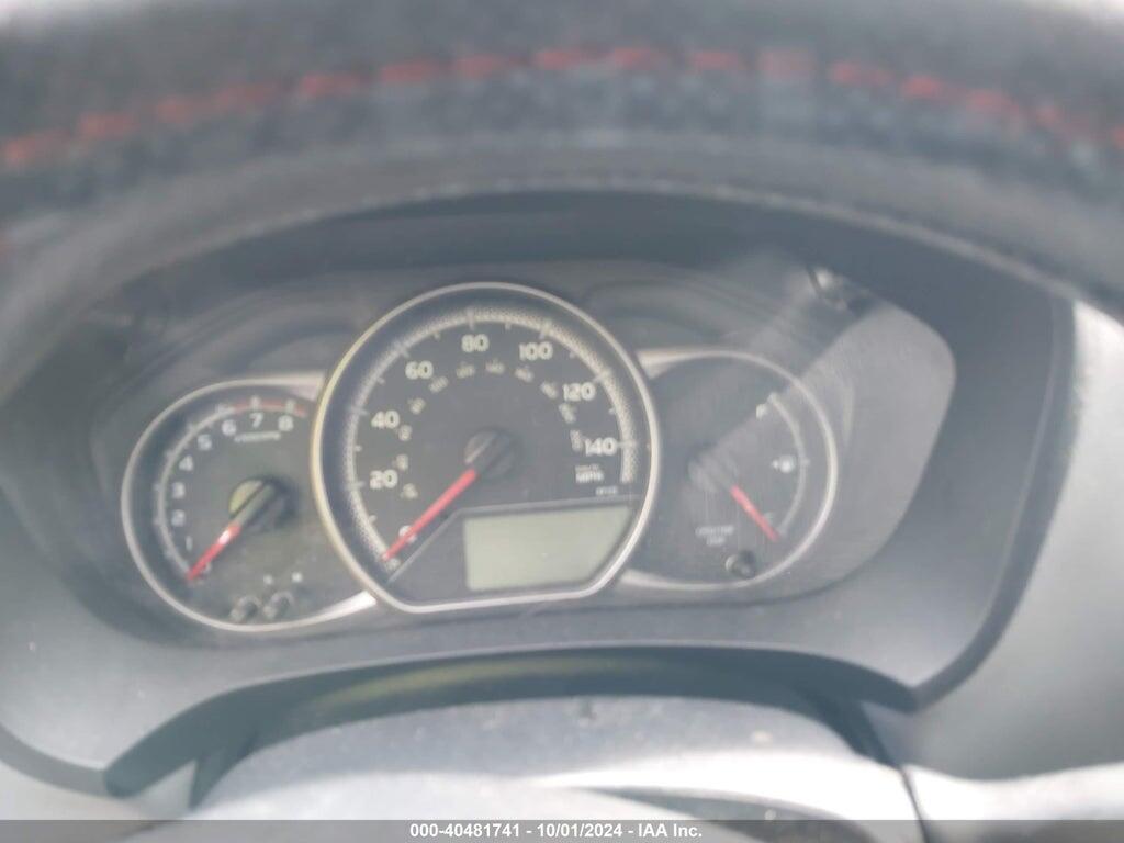 VNKKTUD35HA077360 2017 TOYOTA YARIS photo no. 7