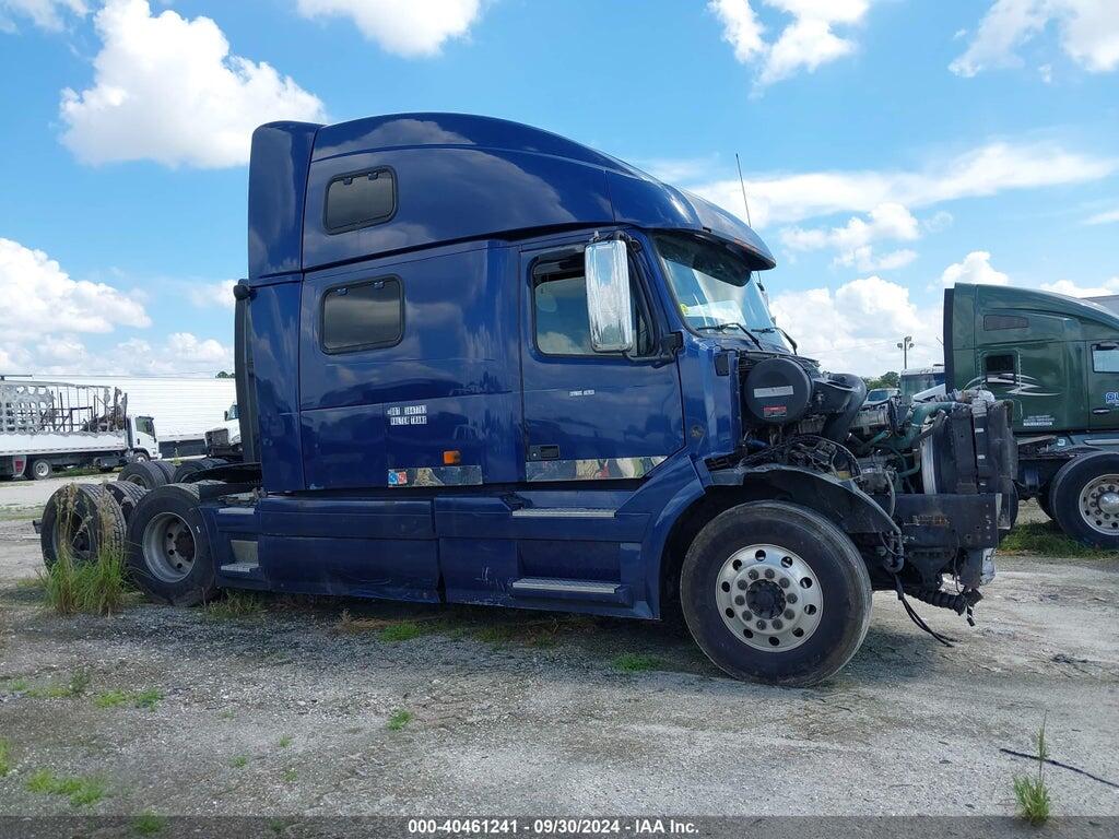 4V4NC9GH77N455605 2007 VOLVO VN photo no. 12