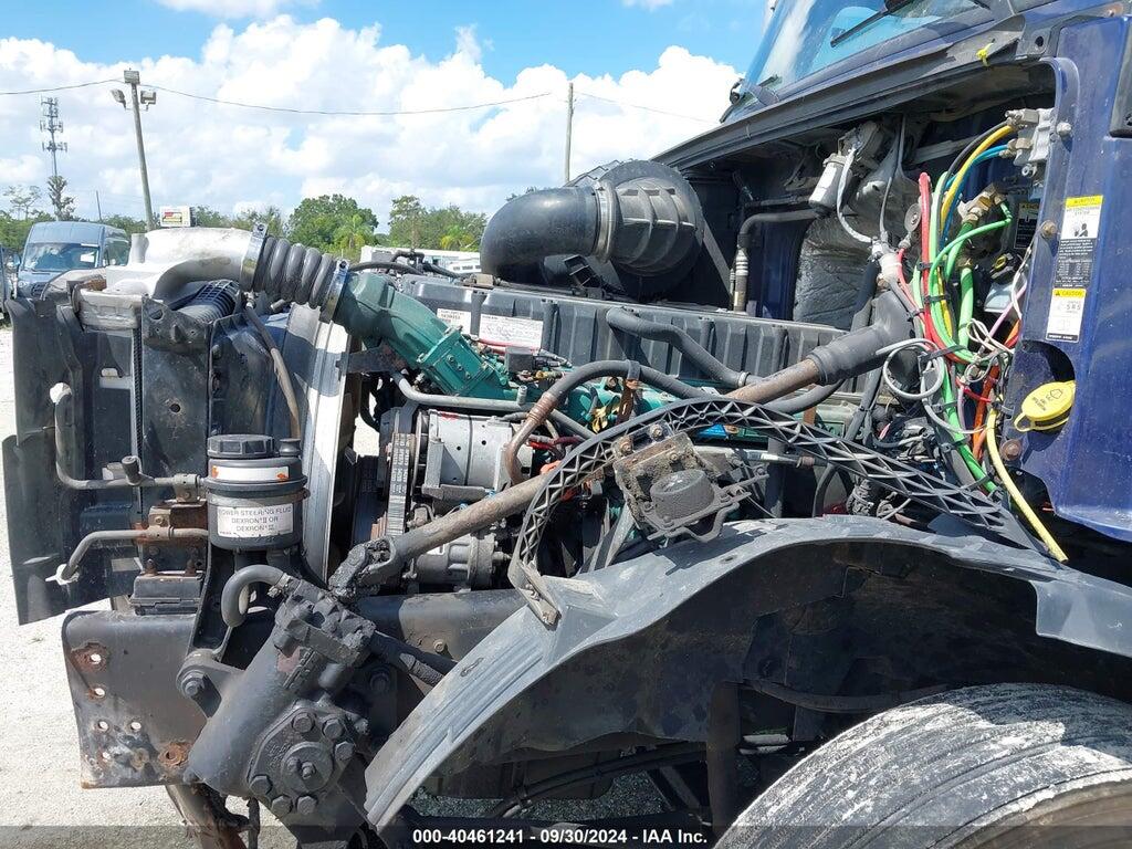 4V4NC9GH77N455605 2007 VOLVO VN photo no. 9