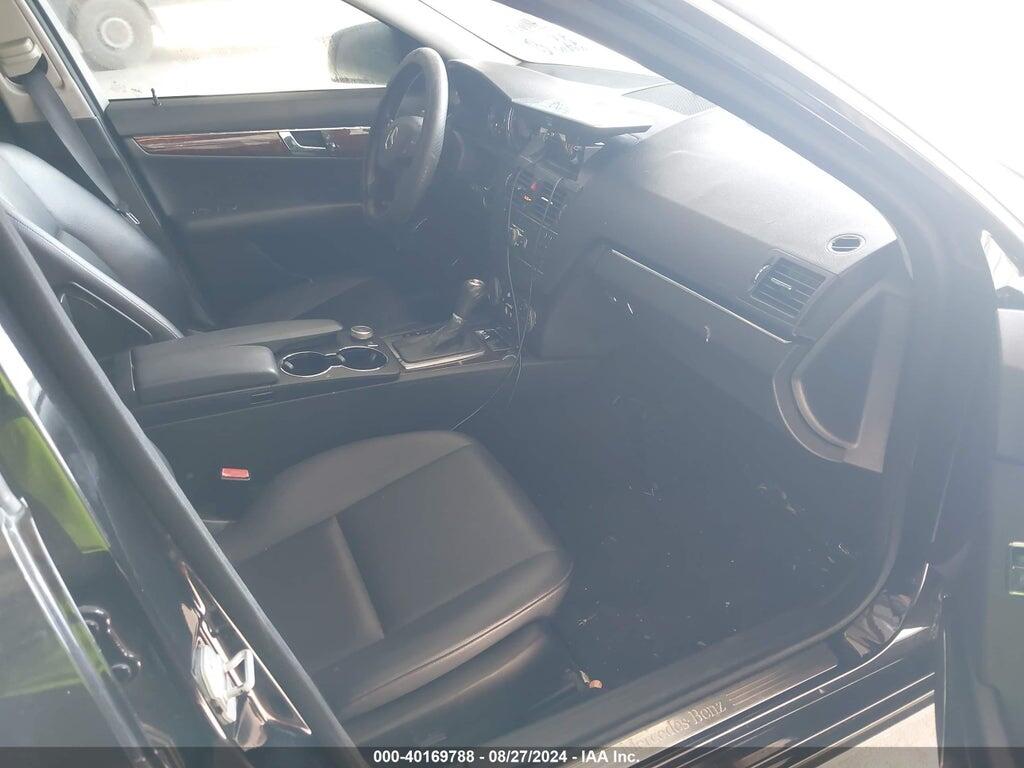 WDDGF54X18F056125 2008 MERCEDES-BENZ C 300 photo no. 5