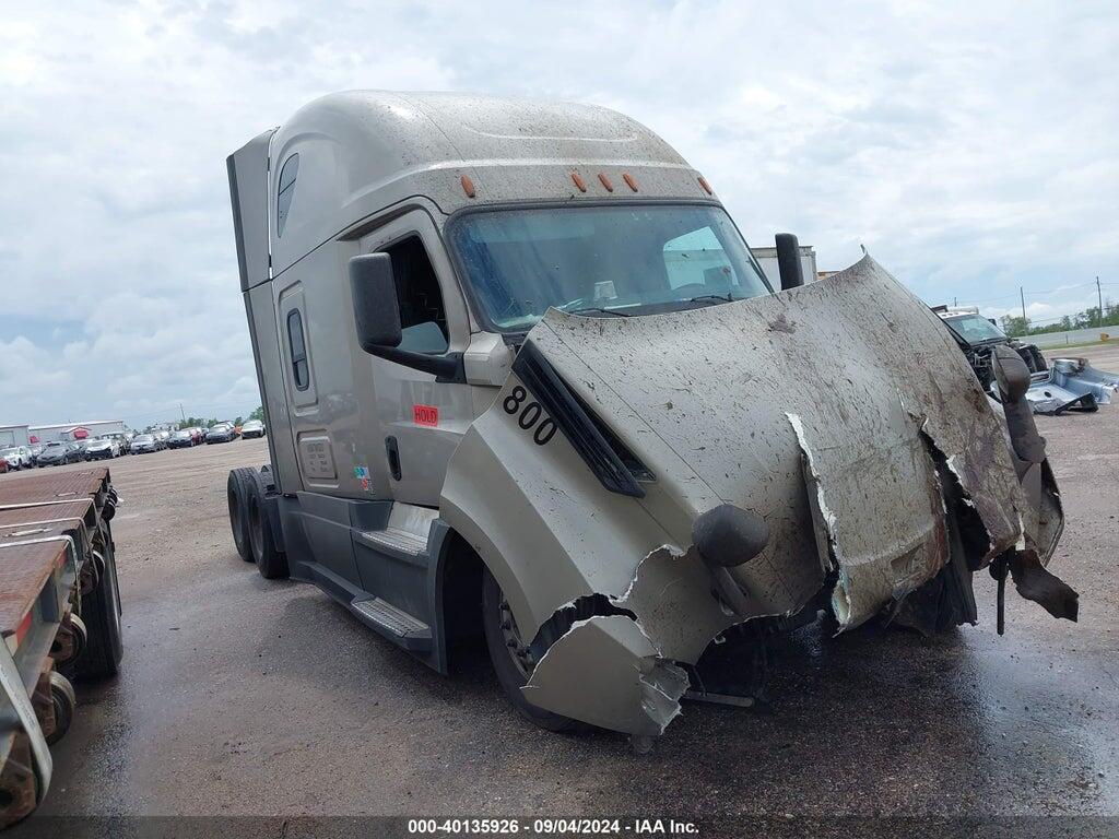 3AKJHHDR5JSJL8067 2018 FREIGHTLINER NEW CASCADIA 126 photo no. 1